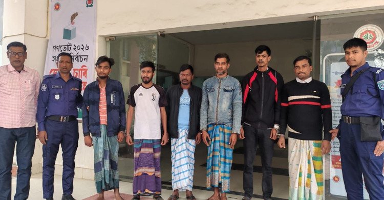 গোবিন্দগঞ্জে আসামি ধরতে গিয়ে পুলিশের ওপর হামলা, গ্রেপ্তার ৬ জন